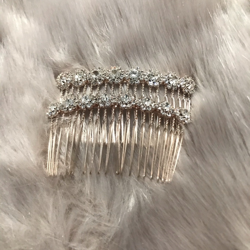 3/ $25 Crystal hair pins